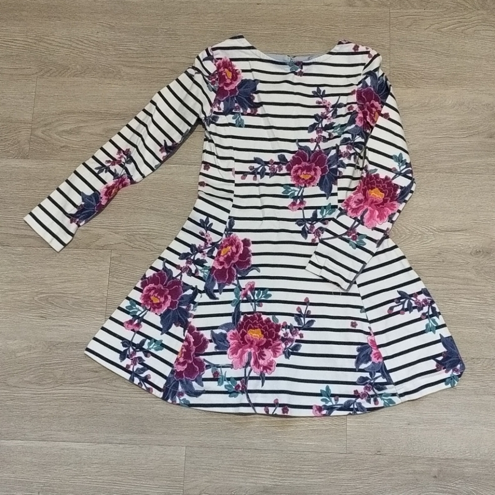 Long sleeves floral dress